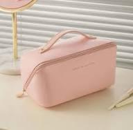 Luxury Cosmetic Storage Case Women's Travel Makeup Organizer