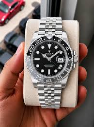 Rolex Watch Elegant Design Luxury Timepiece With Stylish Appearance